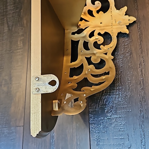 PRICE DROP ! Syroco Wall Shelf | Gold | Vintage | Ornate - Picture 8 of 16